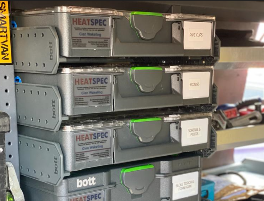 How to configure custom van racking