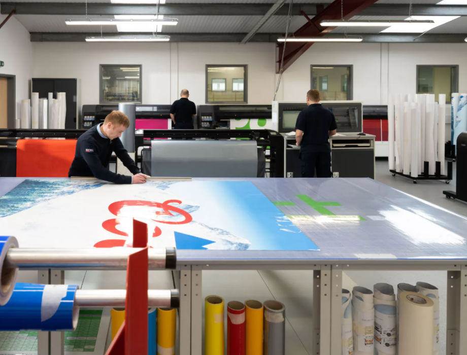 From Van Racking to Vehicle Graphics: Your End-to-End Solution